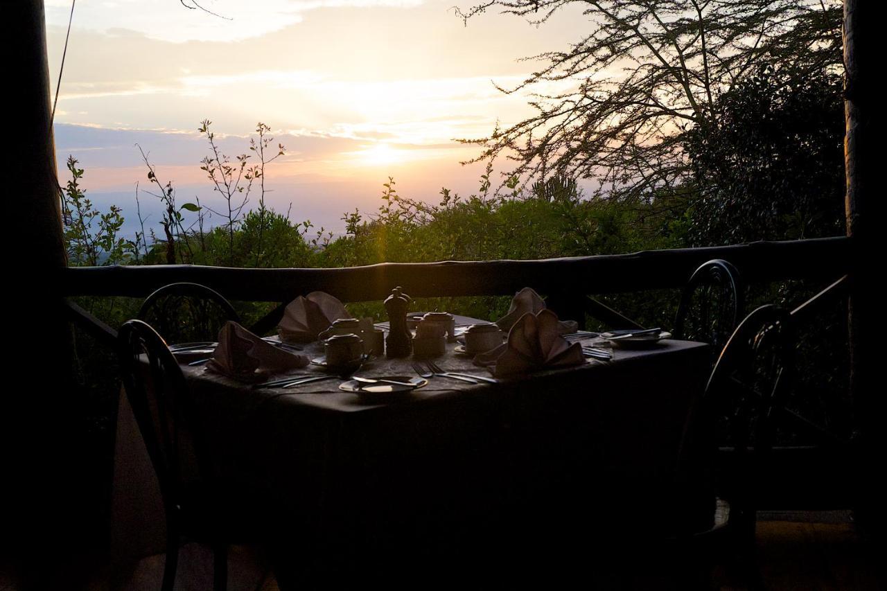 The Great Rift Valley Lodge & Golf Resort Найваша Екстериор снимка